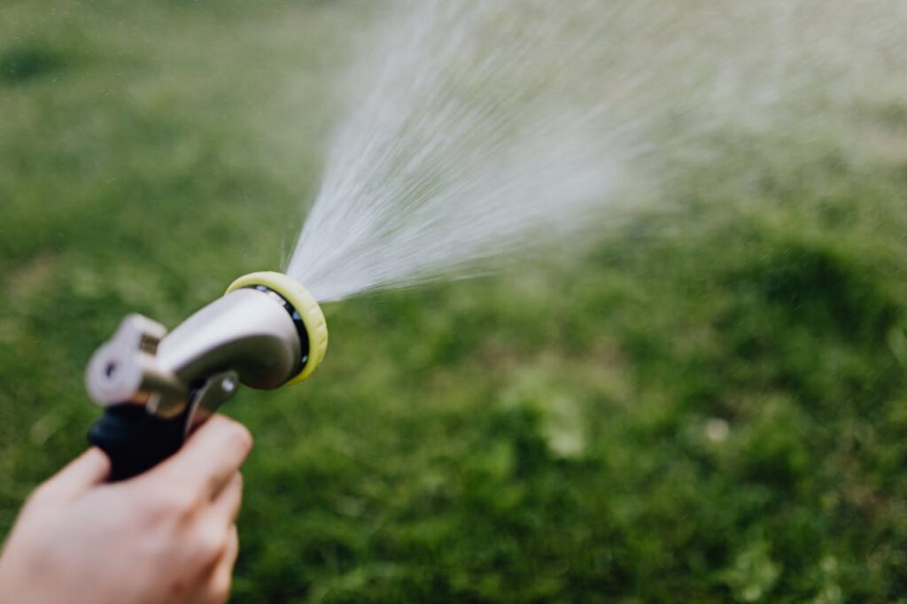 Je tuin laten stralen door slim sproeien
